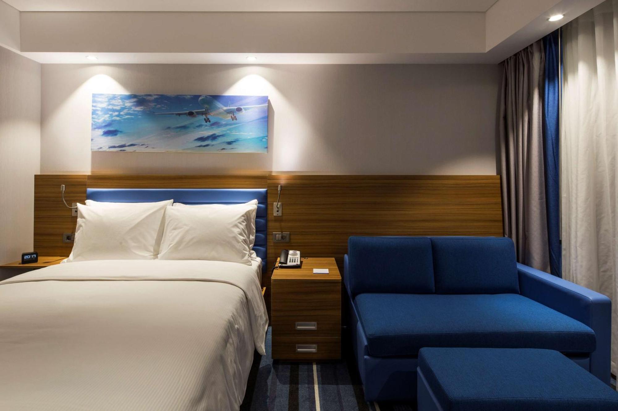 Hampton By Hilton Istanbul Kurtkoy Hotel Exterior foto